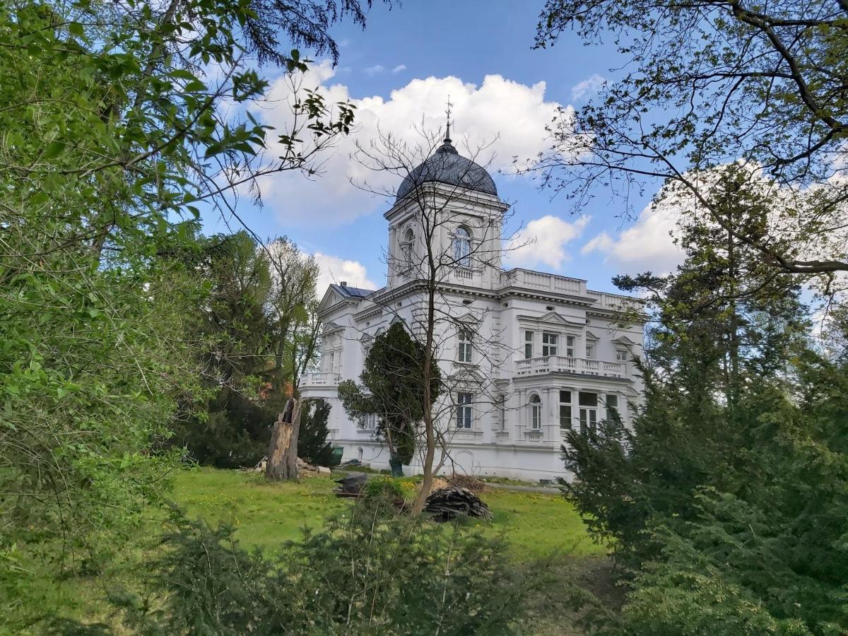 Апарт отель Stara Biblioteka Вроцлав Экстерьер фото